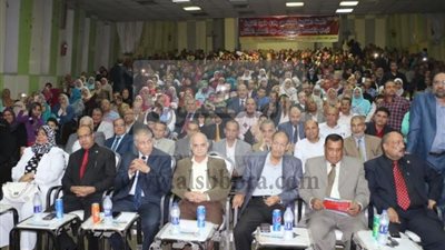 معلمو شبرا تكرم المعلمين المثاليين وأبنائهم الفائقين ومن بينهم بطلة العالم في الكاراتيه