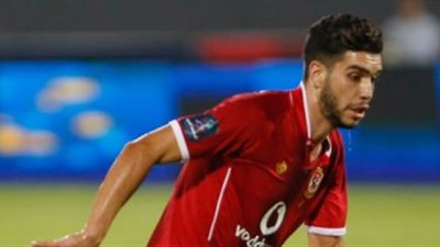 ازارو يقود هجوم الاهلى امام الاسماعيلى