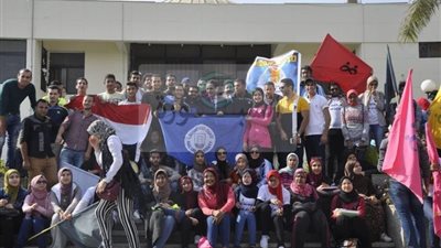  100 طالب يشاركون في ماراثون الأسر الطلابية بجامعة قناة السويس