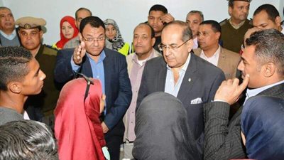  عبد المنعم : نشيد بأعمال القافلة ونجاحها في الكشف واجراء الفحوصات والتحاليل اللازمة وصرف العلاج بالمجان لـ 612 حالة حتي الآن