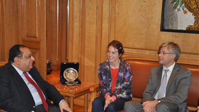 رئيس جامعة حلوان حلوان يستقبل رئيس الهيئة الألمانية