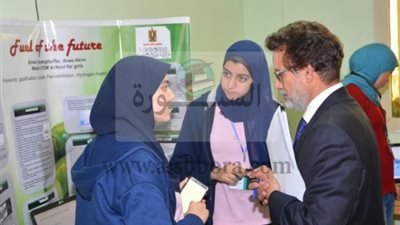 مدرسة المتفوقات بالمعادى تشارك فى مسابقة معرض انتل 