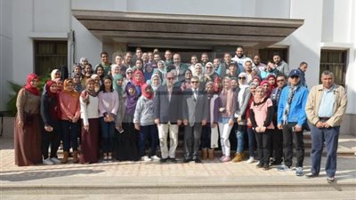 وفد كلية العلوم بجامعة القاهرة يزور هيئة قناة السويس