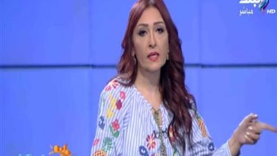 مذيعة «صدى البلد»: «قتلوا جيش وأقباط ماشي.. لكن يقتلوا مسلمين إزاي».. و «أبو العينين» يحيلها للتحقيق