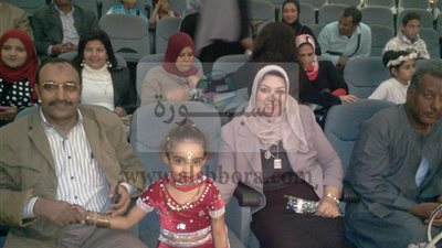 مدير عام الأنشطة  التربوية بوزارة التربية والتعليم يشهد مسابقة أعياد الطفولة بالأقصر