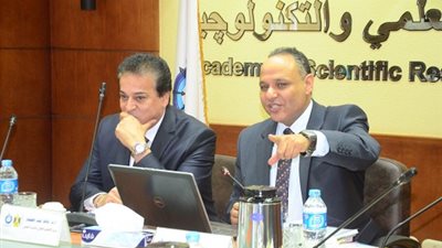 وزير الإسكان: 14٫5 مليار جنيه استثمارات فى مدينة 6 أكتوبر خلال العامين الماضيين