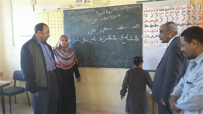 وكيل تعليم الأقصر يحضر طابور الصباح بمدرسة القضا جنوب المحافظة 