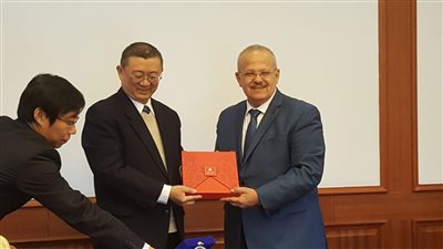 وفد جامعة القاهرة بالصين يحقق نتائج غير مسبوقة فى دعم التعاون البحثى والتعليمى مع الصين  