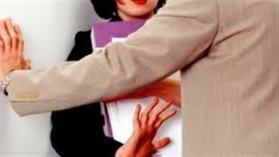 ضبط مدرس ثانوى بعد تحرشة بطالبة داخل الفصل