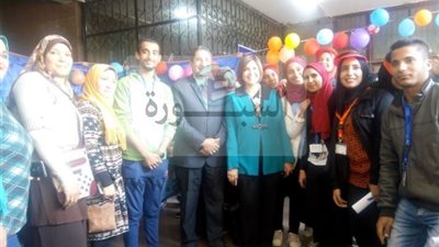 افتتاح المعرض الخيري بآداب عين شمس