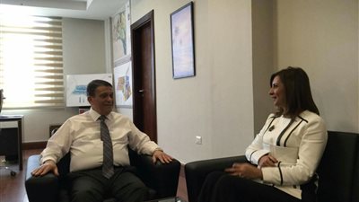 وزيرة الهجرة تلتقي رئيس شركة العاصمة الإدارية للتنسيق حول تخصيص أراض  للمصريين بالخارج