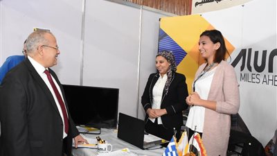 رئيس جامعة القاهرة يفتتح ملتقي التوظيف والتدريب السنوي لكلية الهندسة
