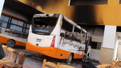 بالصور| حرق مدرسة «الاغتصاب» بالنزهة.. ومستشارها القانوني: تم بفعل فاعل
