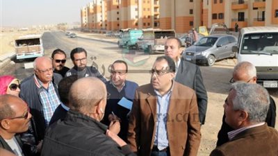 وزير الإسكان يتفقد 40 ألف وحدة إسكان اجتماعى يتم تنفيذها فى 6 أكتوبر الجديدة ويشدد: