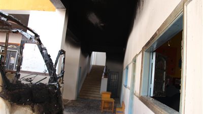 عاجل| التعليم تشكل لجنة من المتابعة  للوقوف على واقعة حريق أتوبيس داخل  فناء مدرسة بالنزهة