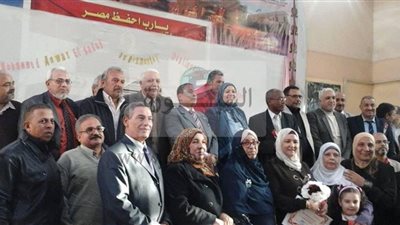 معلمو السلام تكرم 100 معلم محال للمعاش خلال 2017