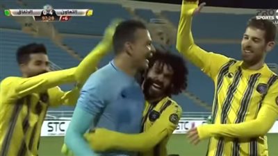 بالفيديو.. الحضرى يسجل فى رباعية التعاون امام الاتفاق