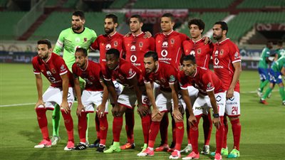 الاهلى يصرف مكافاة 50 الف جنية لكل لاعب