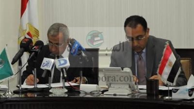 وزير الإسكان ورئيس الأكاديمية العربية يوقعان بروتوكولاً لإنشاء وتشغيل فرع الأكاديمية بالعلمين الجديدة