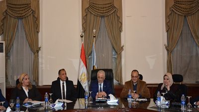 طارق شوقى يشرح باستفاضة نظام التعليم الجديد.. والتابلت بديلا لورقة الامتحان.. وانتهاء عصر الدروس الخصوصية  