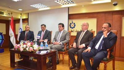 وزير التعليم العالى والبحث العلمى يفتتح فعاليات ورشة عمل حول آليات مواجهة التطرف في مصر