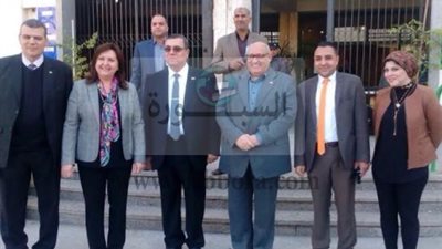 مجلس كلية الدراسات العليا للطفولة بجامعة عين شمس يكرم رئيس الجامعة ومحافظ الفيوم