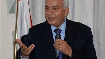 وما زال مسلسل تخبط وزارة التربية والتعليم مستمر.. تأجيل تسجيل طلاب الثانوية العامة لاستماراتهم الالكترونية