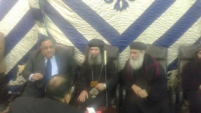 رئيس جامعة حلوان يزور كنيسة العذراء بحلون  لتقديم واجب العزاء