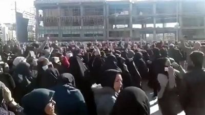 الربيع الفارسي ينطلق| احتجاجات شعبية واسعة تجتاح المدن الإيرانية.. و قطع الإنترنت في المدن الثائرة