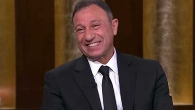 حجز محمود الخطيب بمستشفى المعلمين