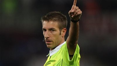 حكم مباراة القمة.. كثير البطاقات الصفراء والحمراء.. واحتساب ضربات الجزاء.. ننشر التفاصيل