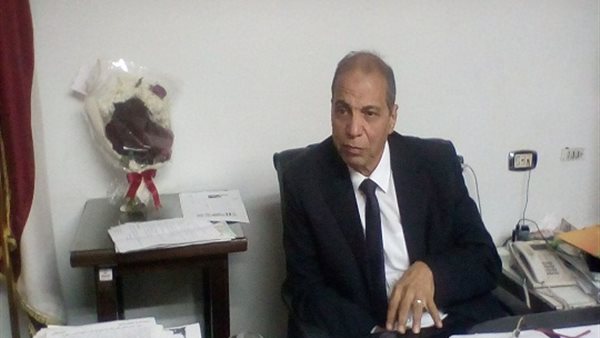 محمد عزب وكيل تعليم