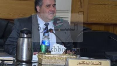 القاضي يطالب اساتذه جامعه بنها بالجوده في تصحيح الامتحانات