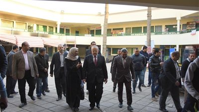 الخشت: افتتاح 8 كافتيريات بالحرم الجامعى مع بداية الفصل الدراسى الثاني