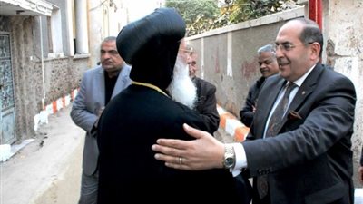 محافظ سوهاج والوفد المرافق يشهدون احتفال مطرانية طهطا باليوبيل الفضي لانشاء بيت الام يوليطه للبنات الايتام 