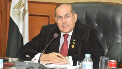 محافظ سوهاج يعيد موجهة بالتربية والتعليم لمنصبها بعد تكليف أخرى بالخطأ