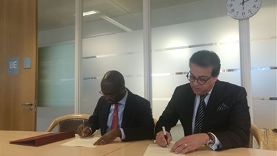 مذكرة تفاهم بين مصر وبريطانيا لإنشاء أفرع دولية للجامعات البريطانية بمصر