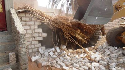 محافظ سوهاج: حملة لإزالة المخالفات بطهطا 