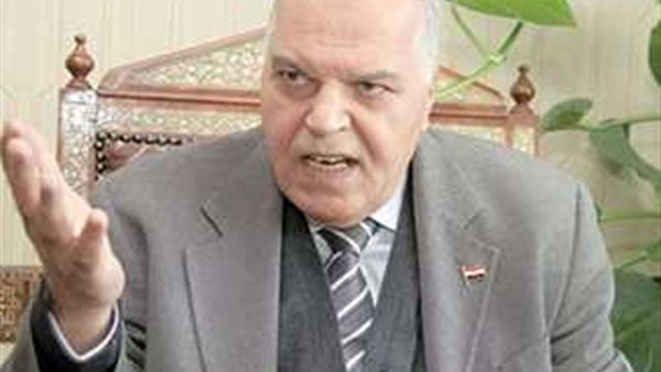 خلف الزناتى نقيب