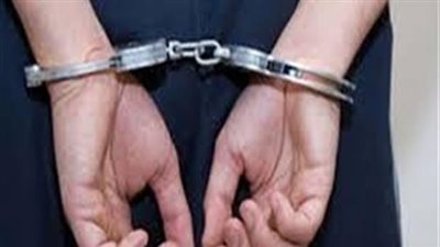 القبض على طالب جامعى بحوزته جميع أنواع المخدرات 	