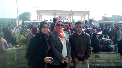 بالصور.. التعليم تتابع فعاليات الأنشطة الطلابية من داخل معرض القاهرة الدولى للكتاب