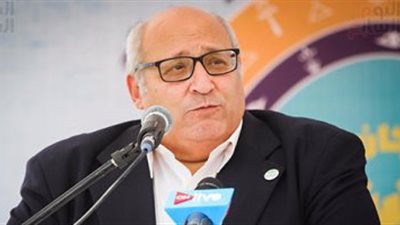 تعيين وكلاء جدد بتجارة عين شمس