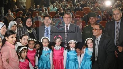 محافظ كفرالشيخ يشهد احتفال التربية والتعليم بمهرجان 