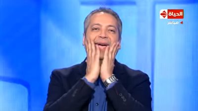 بالفيديو| تعرف على الأسباب الحقيقية وراء لطم تامر أمين على وجه.. والطالب صاحب الفوتة