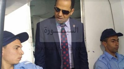 رئيس جامعة دمنهور يفتتح حملة التبرع بالدم لصالح المجهود الحربي في سيناء