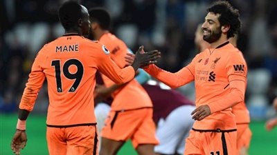 ليفربول يسحق بوروتو بخماسية بقيادة صلاح