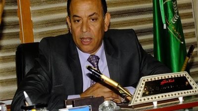 رئيس جامعة المنوفية فى جولة تفقدية لمعهد الكبد القومى