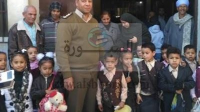 مرور اسيوط يستقبل الطلاب لتعليمهم قوانين المرور والارشادات بأفلام كرتونية 