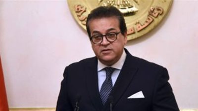 وزير التعليم العالى يصدر قرارات وزارية جديدة