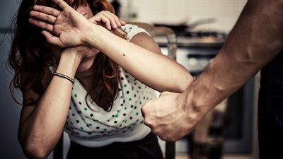 عاجل.. مدير مدرسة يتحرش بالمعلمات  